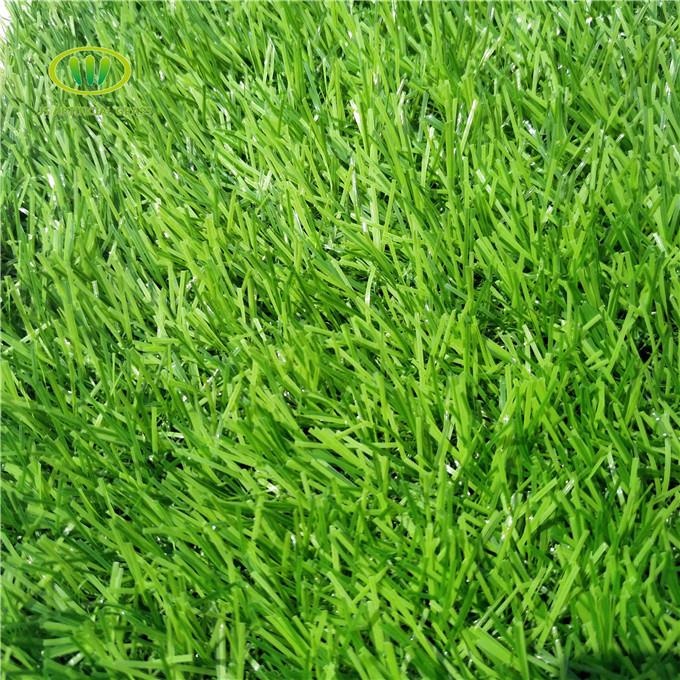 rumput palsu untuk garden01.jpg