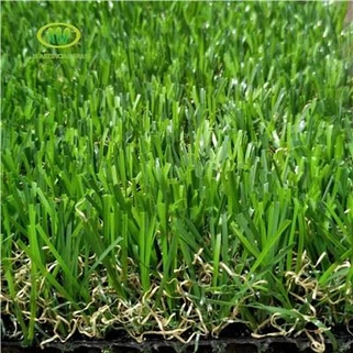 Karpet buatan komersial kualitas unggul untuk lansekap rumah